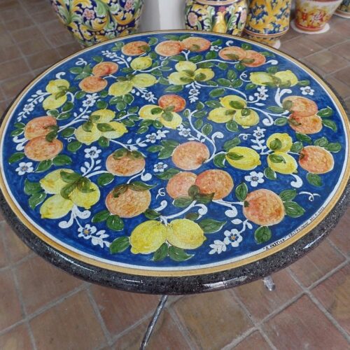 Tavolo in Pietra Lavica tondo con Agrumi