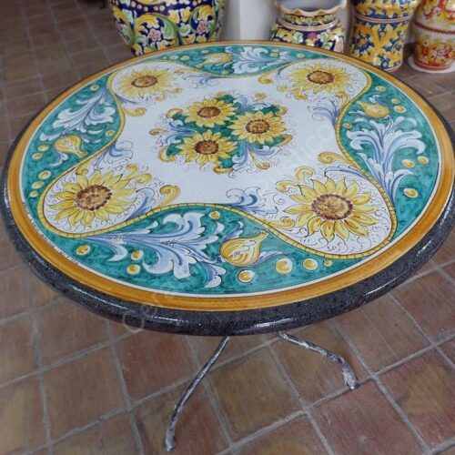 Tavolo in Pietra Lavica tondo con Girasoli