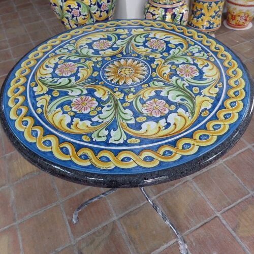 Tavolo in Pietra Lavica tondo "Ornato" Blu