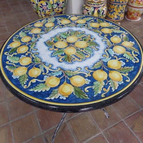 Tavolo in Pietra Lavica tondo con Limoni