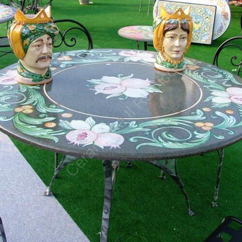 Tavolo in Pietra Lavica tondo "Ornato" in Rilievo