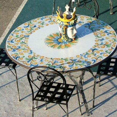 Tavolo in Pietra Lavica tondo "Ornato Siciliano"