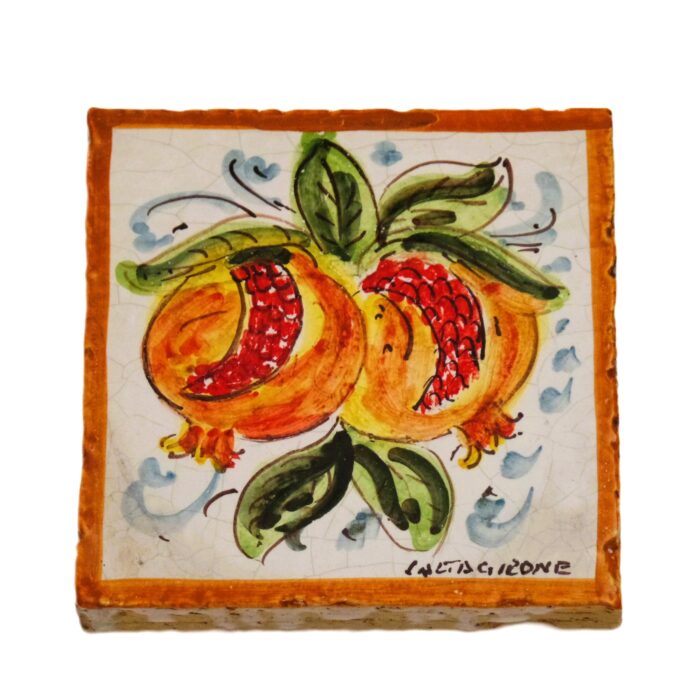 Piastrella-ceramica-caltagirone-melograni-decorato-ilrustico