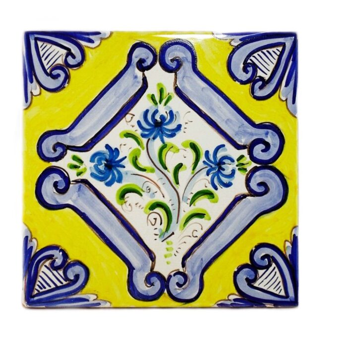 Piastrella-ceramica-caltagirone-rosa-antica-decorato-ilrustico