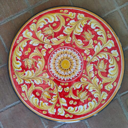 Tavolo in Pietra Lavica tondo "Ornato" Rosso