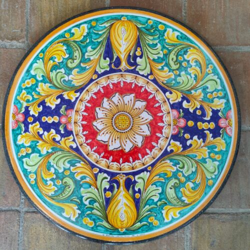 Tavolo in Pietra Lavica tondo "Ornato"