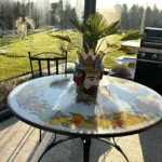 tavolo-pietra-lavica-decorato-ilrustico-caltagirone