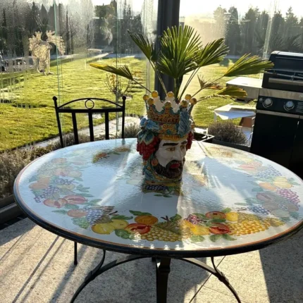 tavolo-pietra-lavica-decorato-ilrustico-caltagirone