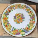 tavolo-pietra-lavica-decorato-ilrustico-caltagirone