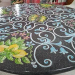 tavolo-pietra-lavica-decorato-ilrustico-caltagirone