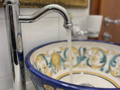 Hotel-boutique-milton-jesolo-lavabo-ceramiche--ilrustico-caltagirone